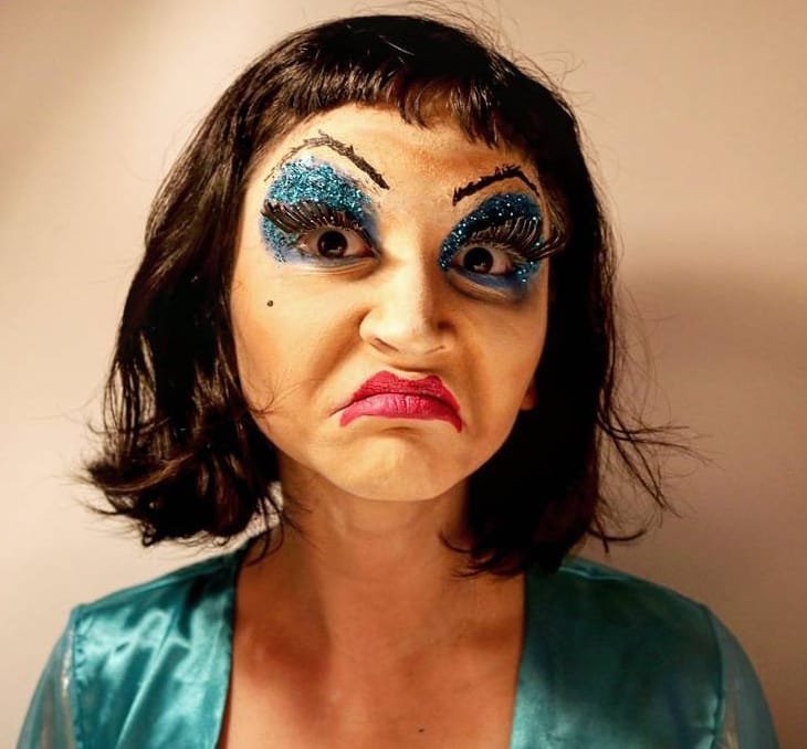 Máscara teatral A Dama, encomendada pela atriz Amanda Quintero.