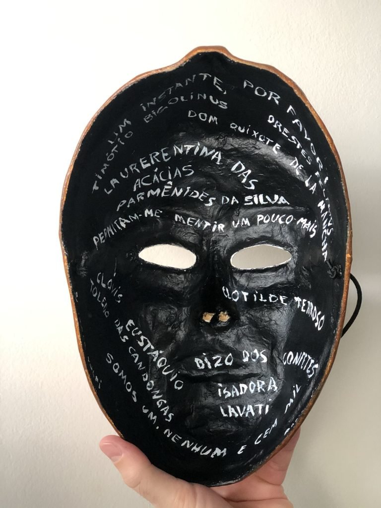 Máscara teatral feita para o ator Artur Volpi, a partir do espetáculo O Convescote.
